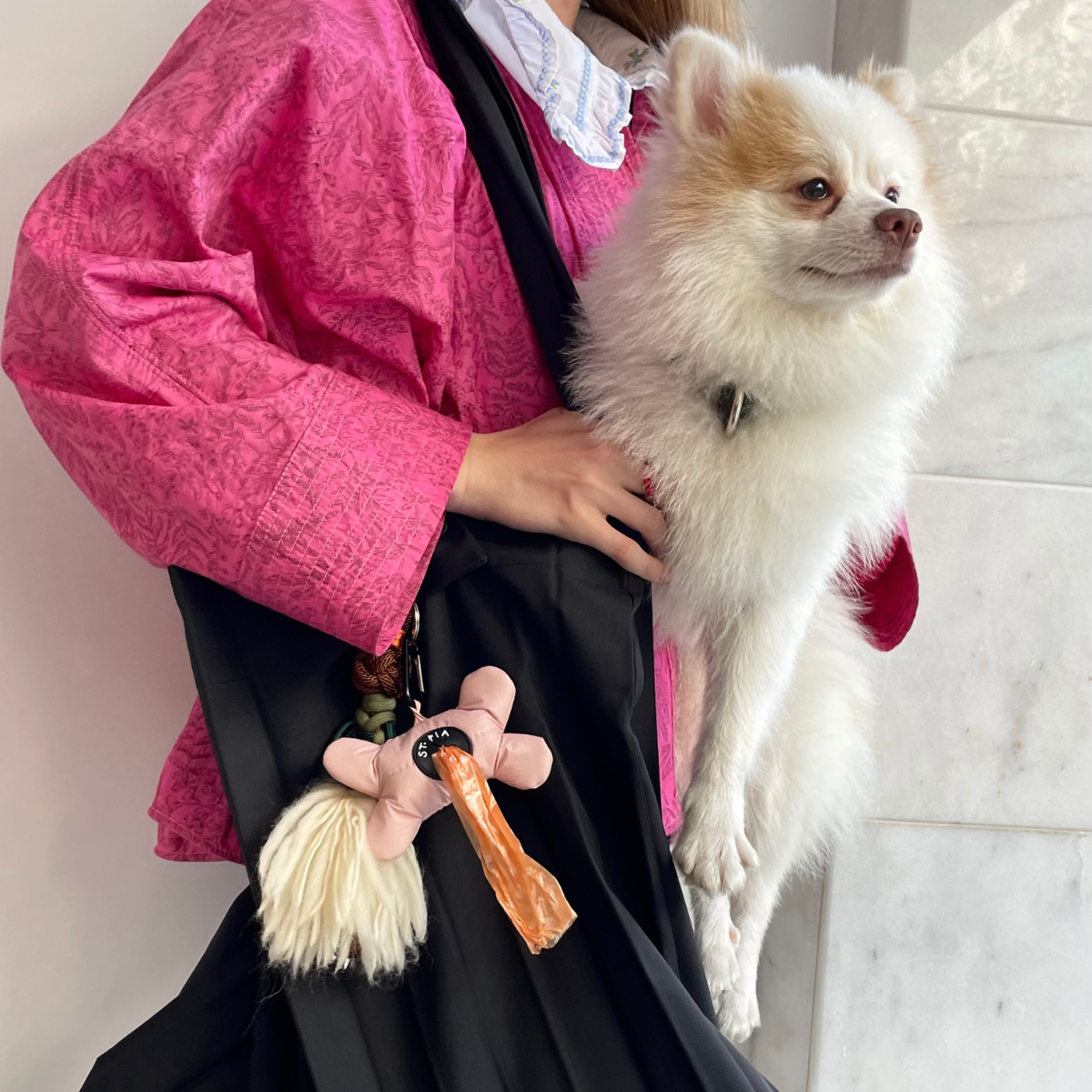 Osso_Poop_Bag_Holder_-_Powder_Pink_-_LS_05.png